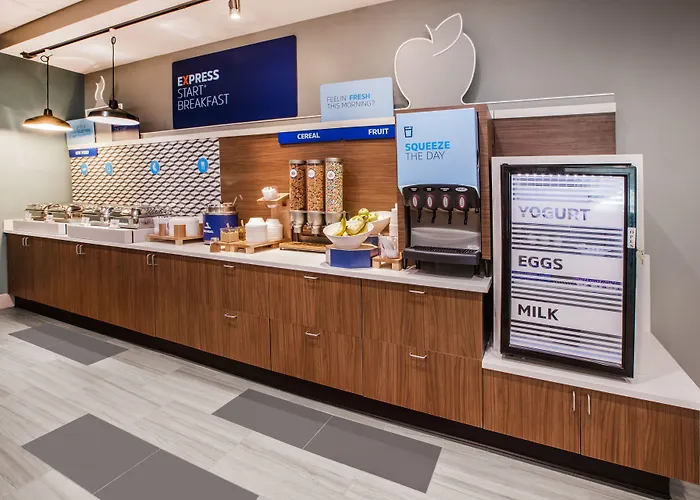 Holiday Inn Express & Suites Kingston-Ulster By Ihg